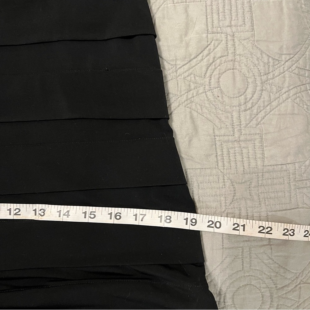 Sparkly ruched champagne and black body‎ con dress slimming size 12 - Picture 9 of 9